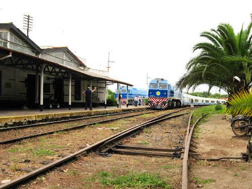 El_tren_cuando_llegamos.jpg